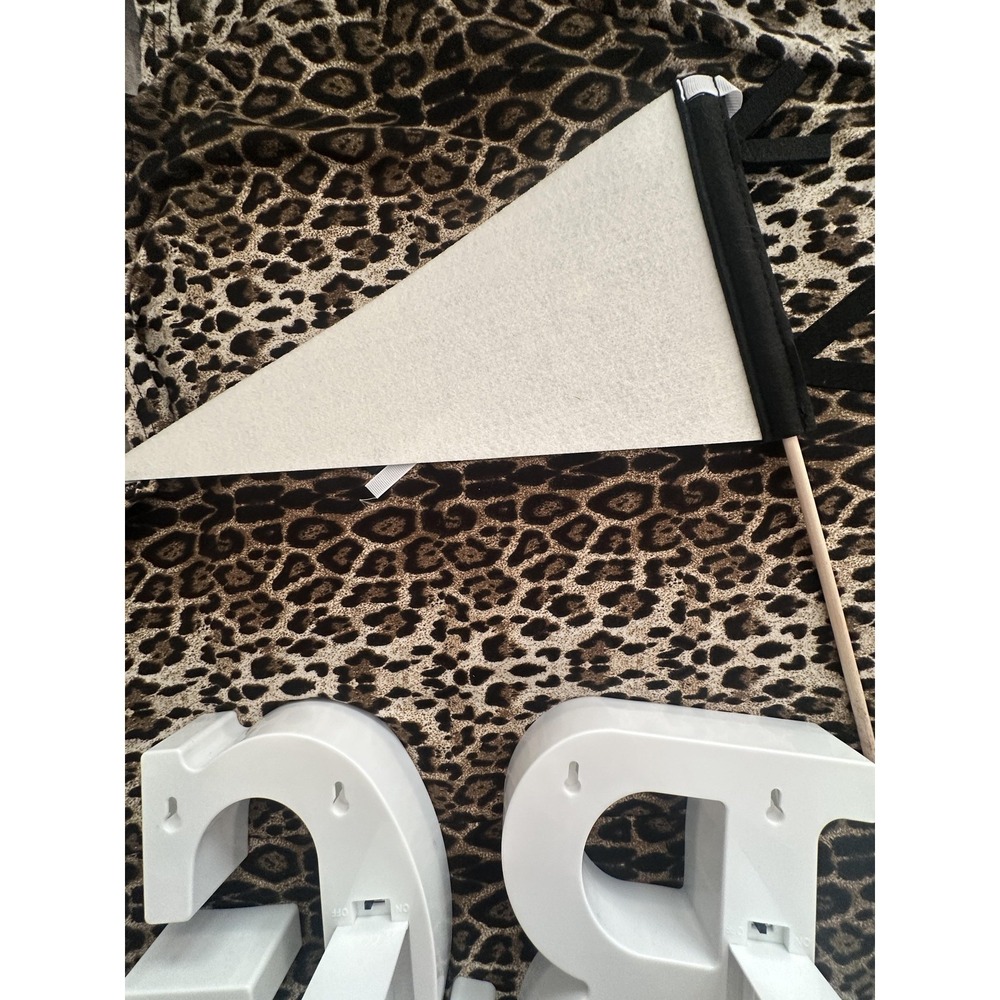 Gold Graduation GRAD Light Up LED Letters Table Decor + Congrats Grad Pennant - Picture 11 of 16